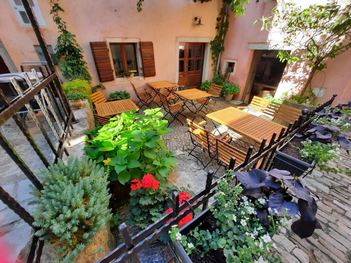 Bed & Breakfast Antico Motovun Buitenkant foto