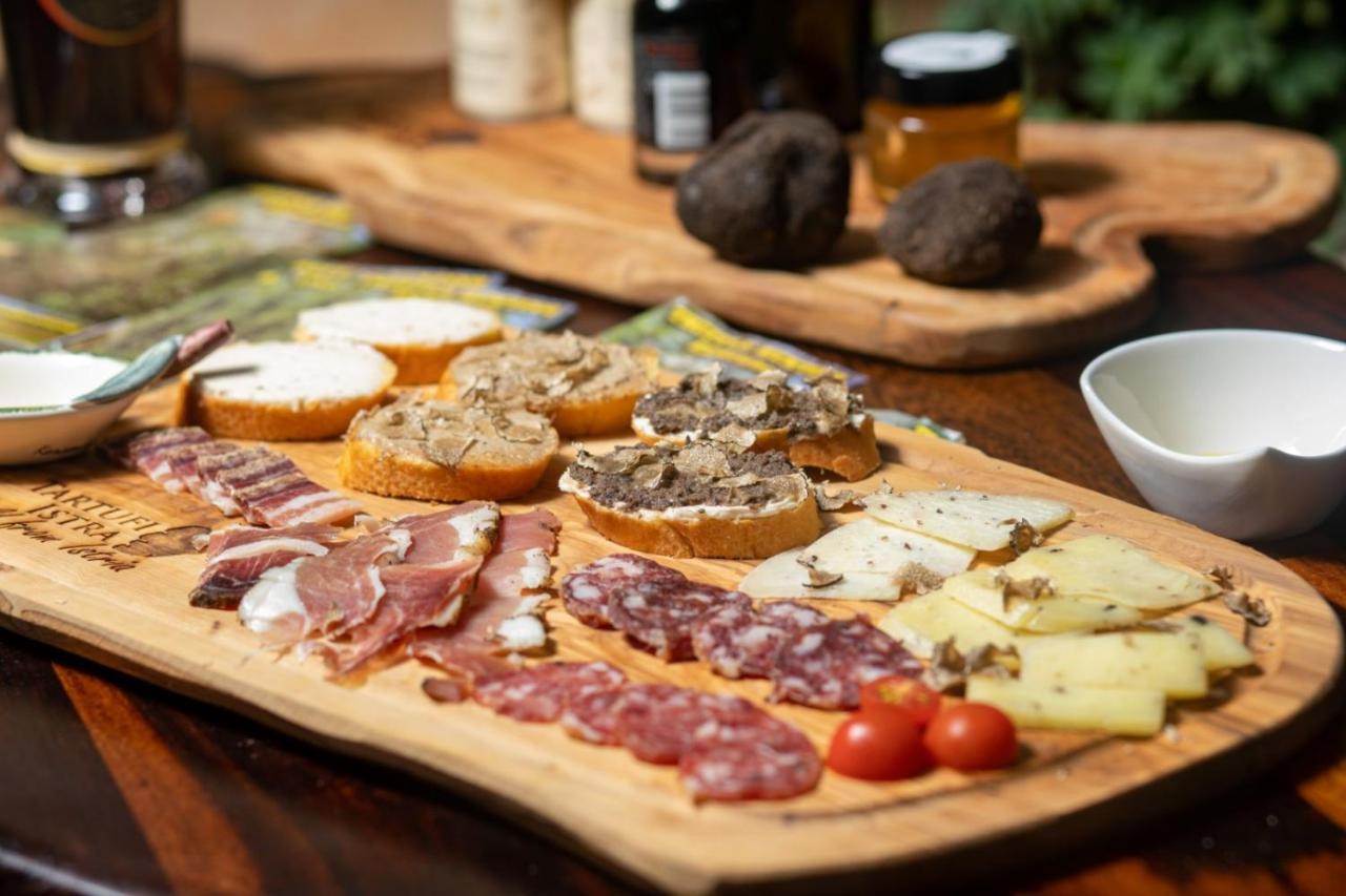 Bed & Breakfast Antico Motovun Buitenkant foto