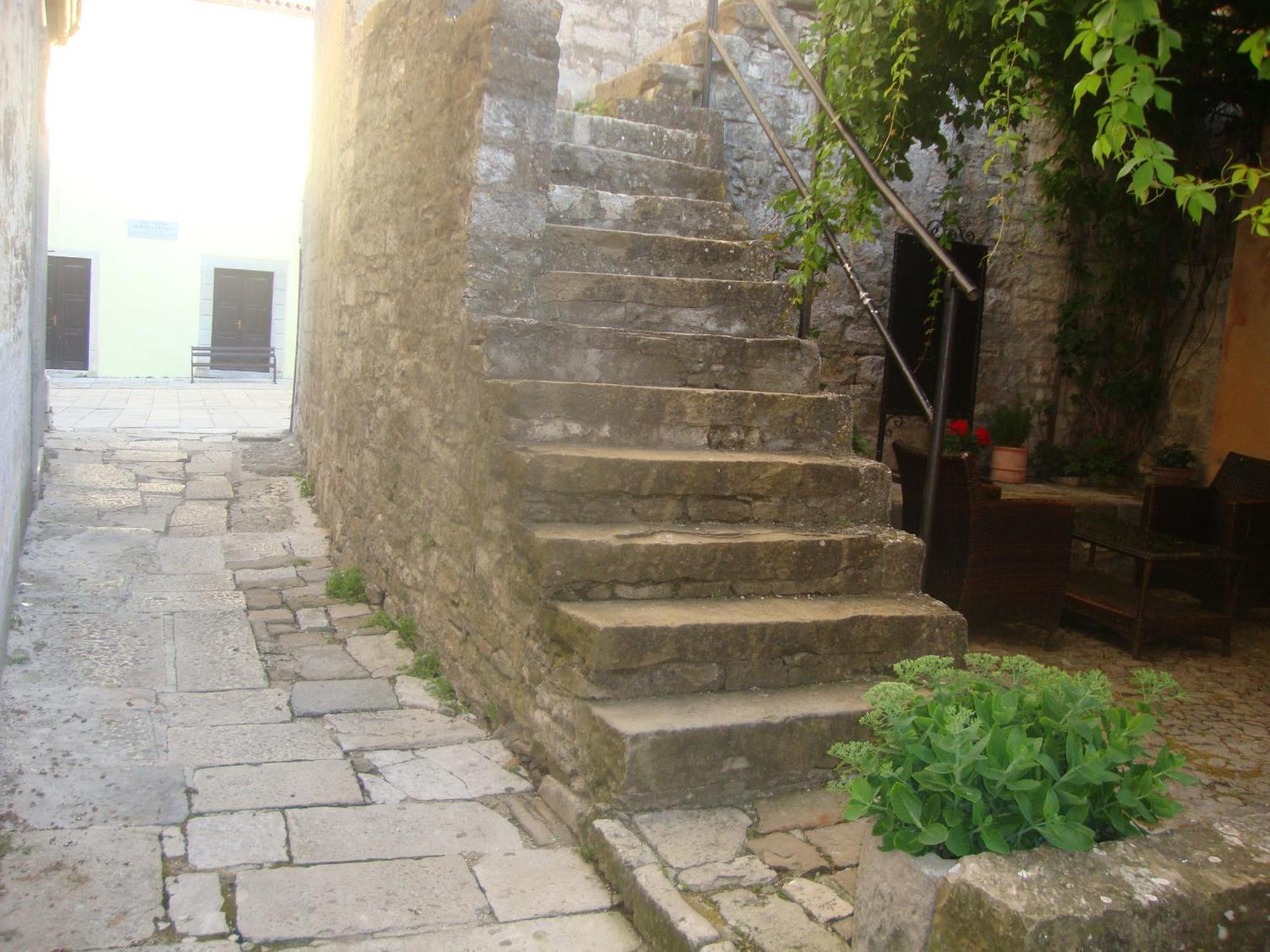Bed & Breakfast Antico Motovun Buitenkant foto
